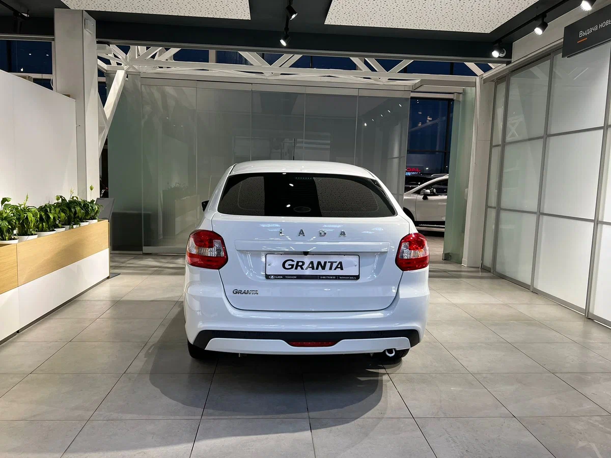 Lada Granta Лифтбек в Тюмень - фото №4