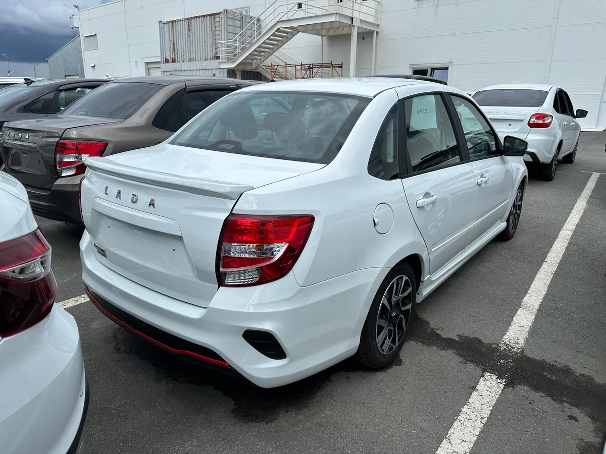 Lada Granta Sportline в Тюмень - еще фото
